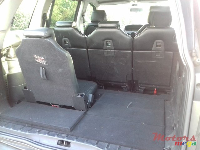 2008' Citroen C4 Picasso photo #5
