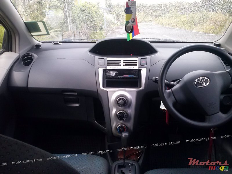 2005' Toyota photo #4