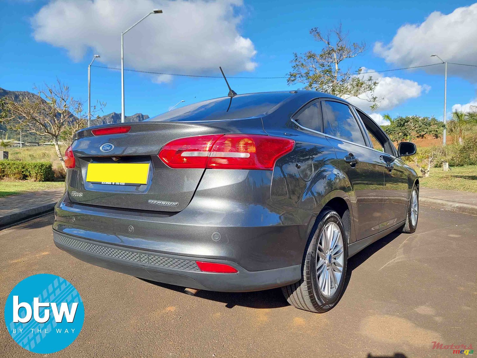 2018' Ford Focus photo #3