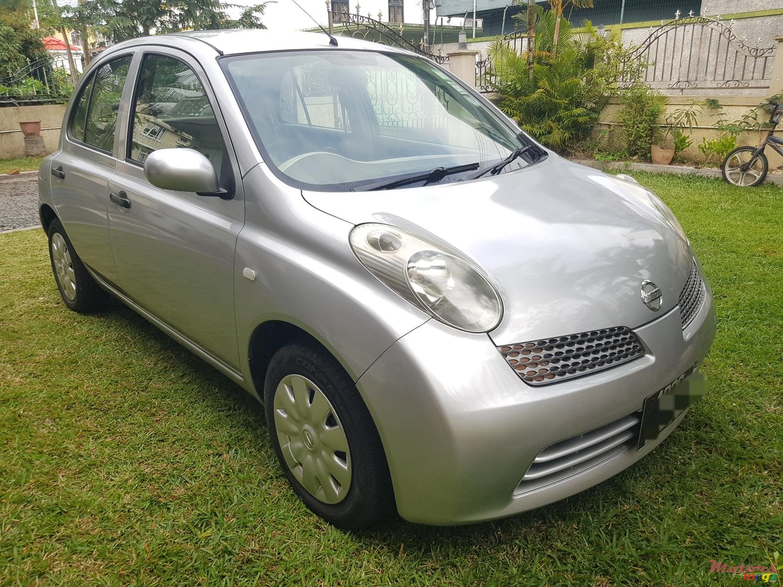 2004' Nissan March photo #1