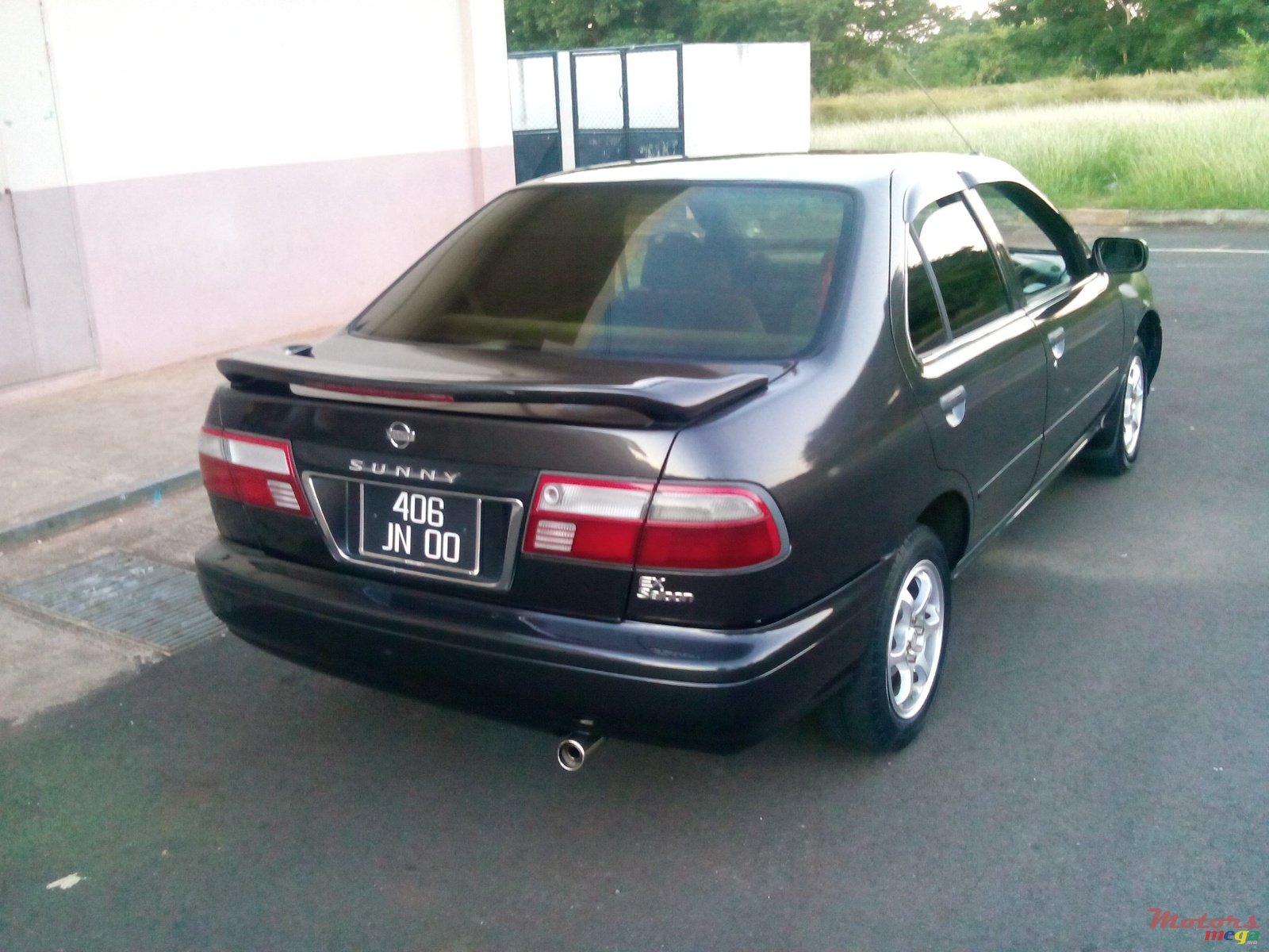 2000' Nissan B14 photo #3