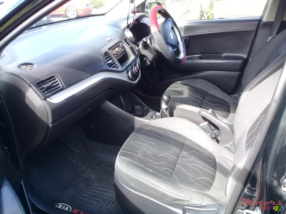 2011' Kia Picanto photo #5