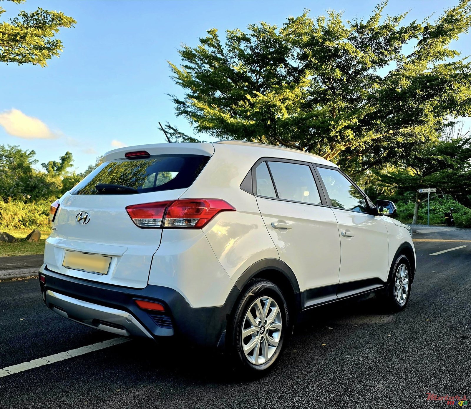 2019' Hyundai photo #4