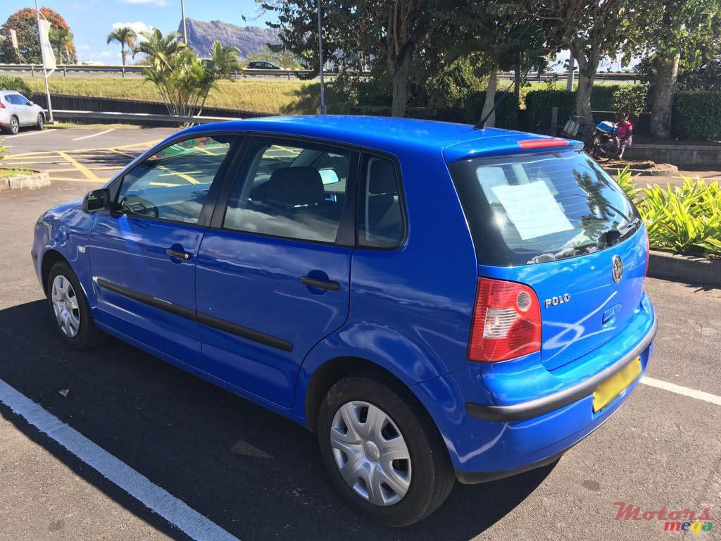 2004' Volkswagen Polo photo #3