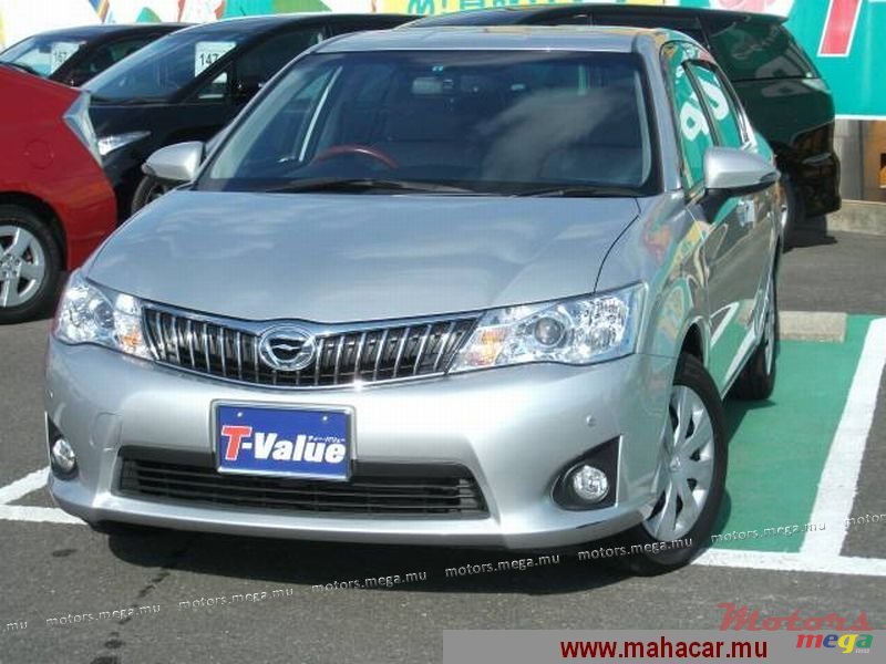 2012' Toyota Corolla Luxel photo #1