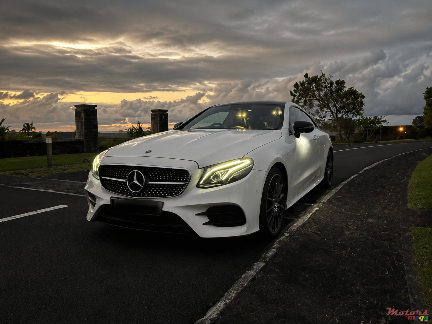 2019' Mercedes-Benz E 300 photo #3