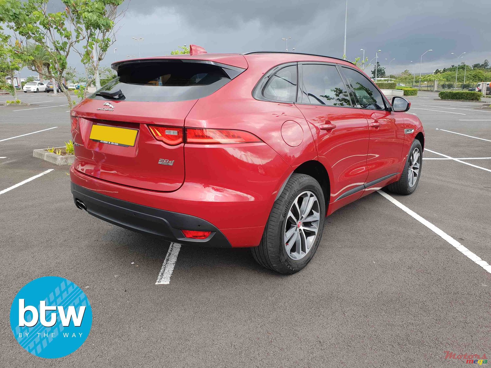 2017' Jaguar F-Type photo #3