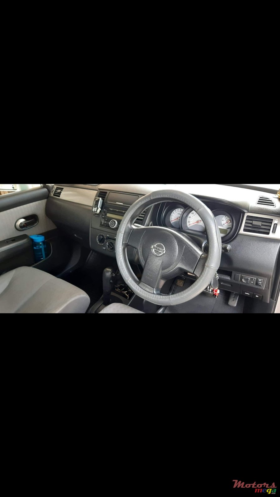 2008' Nissan Tiida sedan photo #3