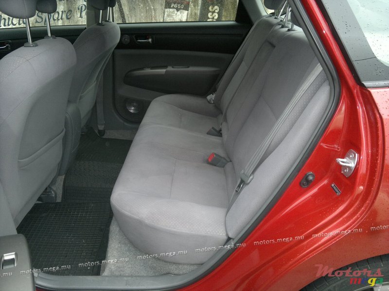 2008' Toyota PRIUS 2 T SPIRIT photo #3