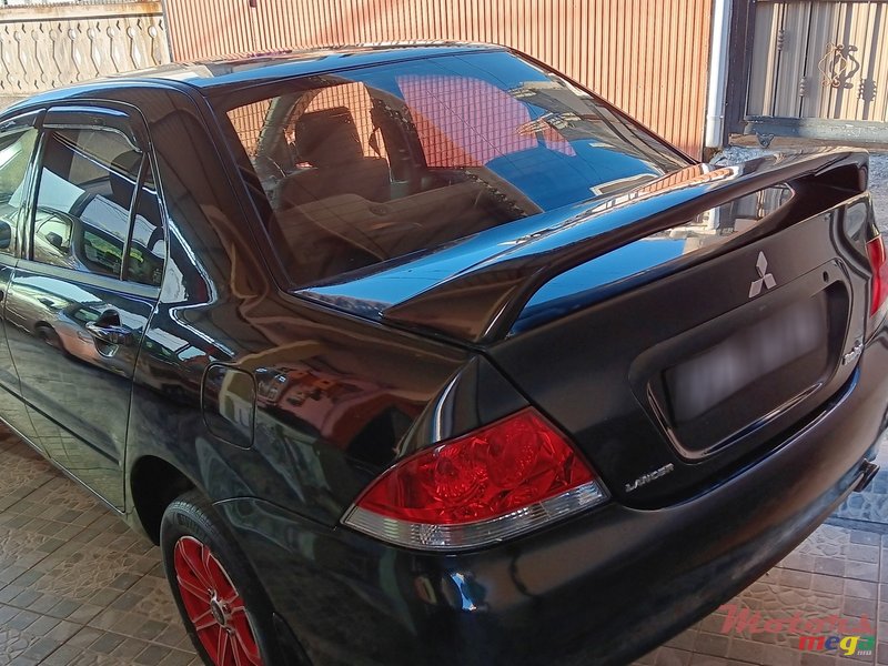 2009' Mitsubishi Lancer photo #4
