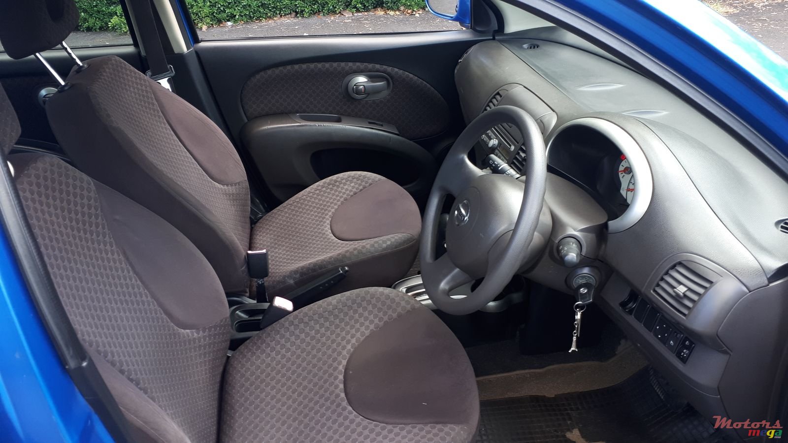 2009' Nissan March photo #4