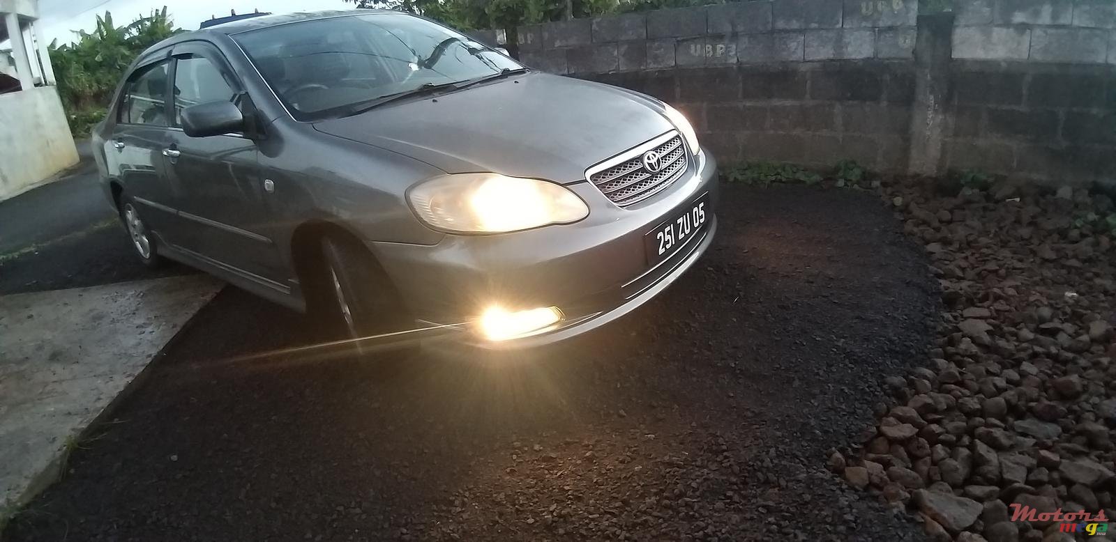 2005' Toyota Toyota Altis photo #3