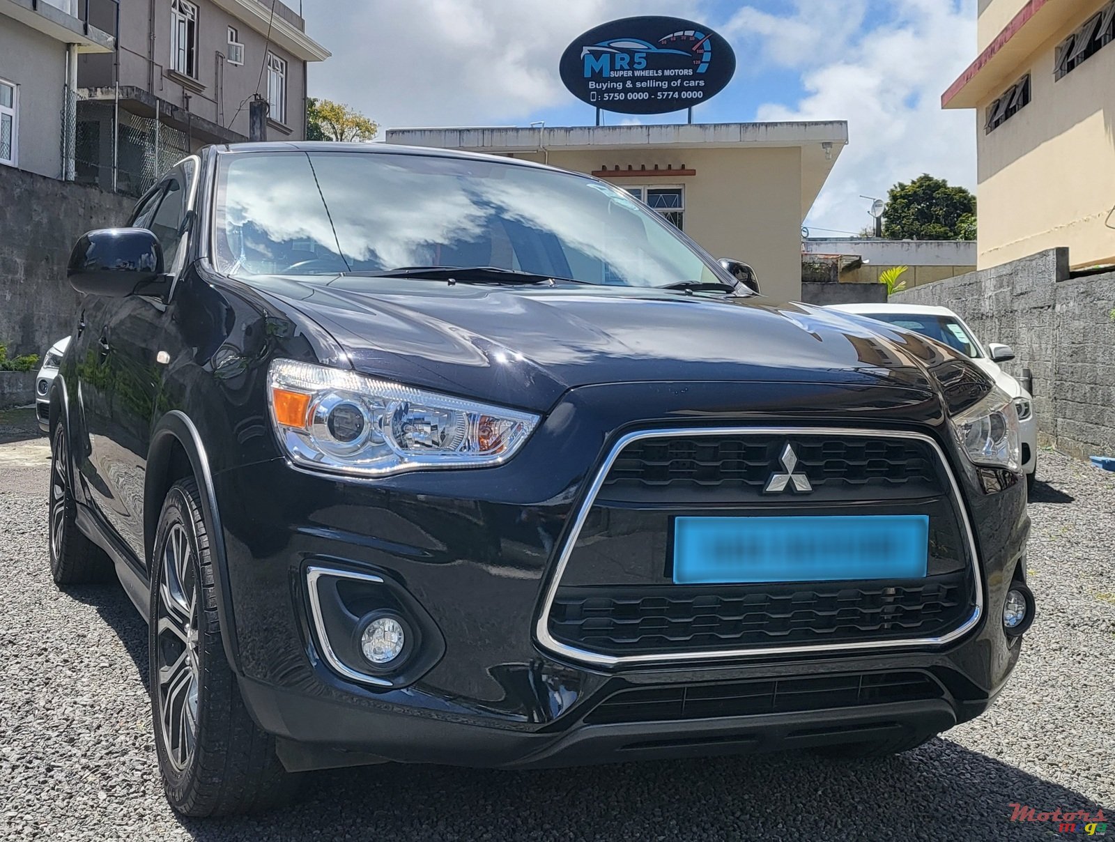 2016' Mitsubishi ASX photo #1