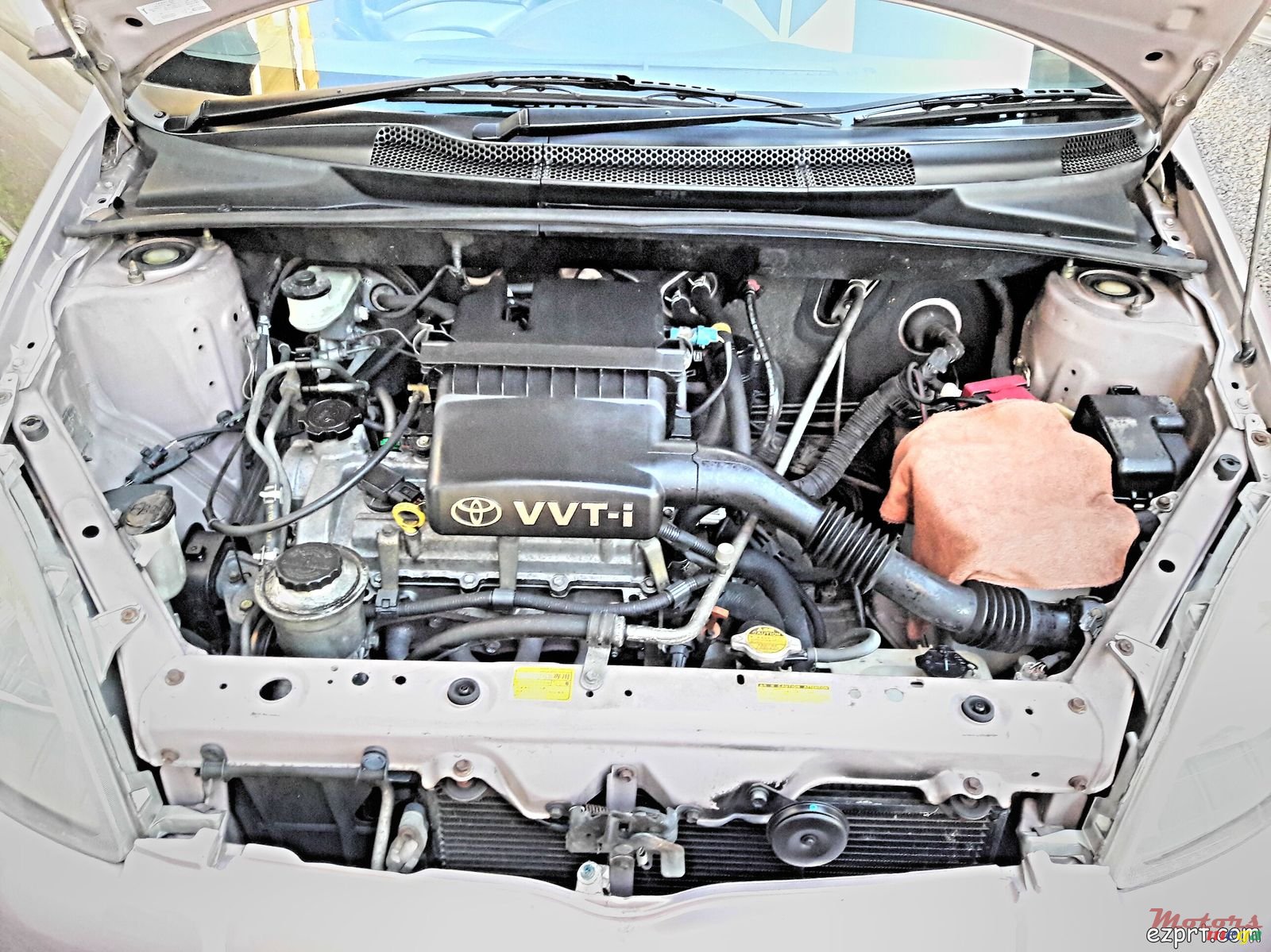 2000' Toyota Vitz photo #6