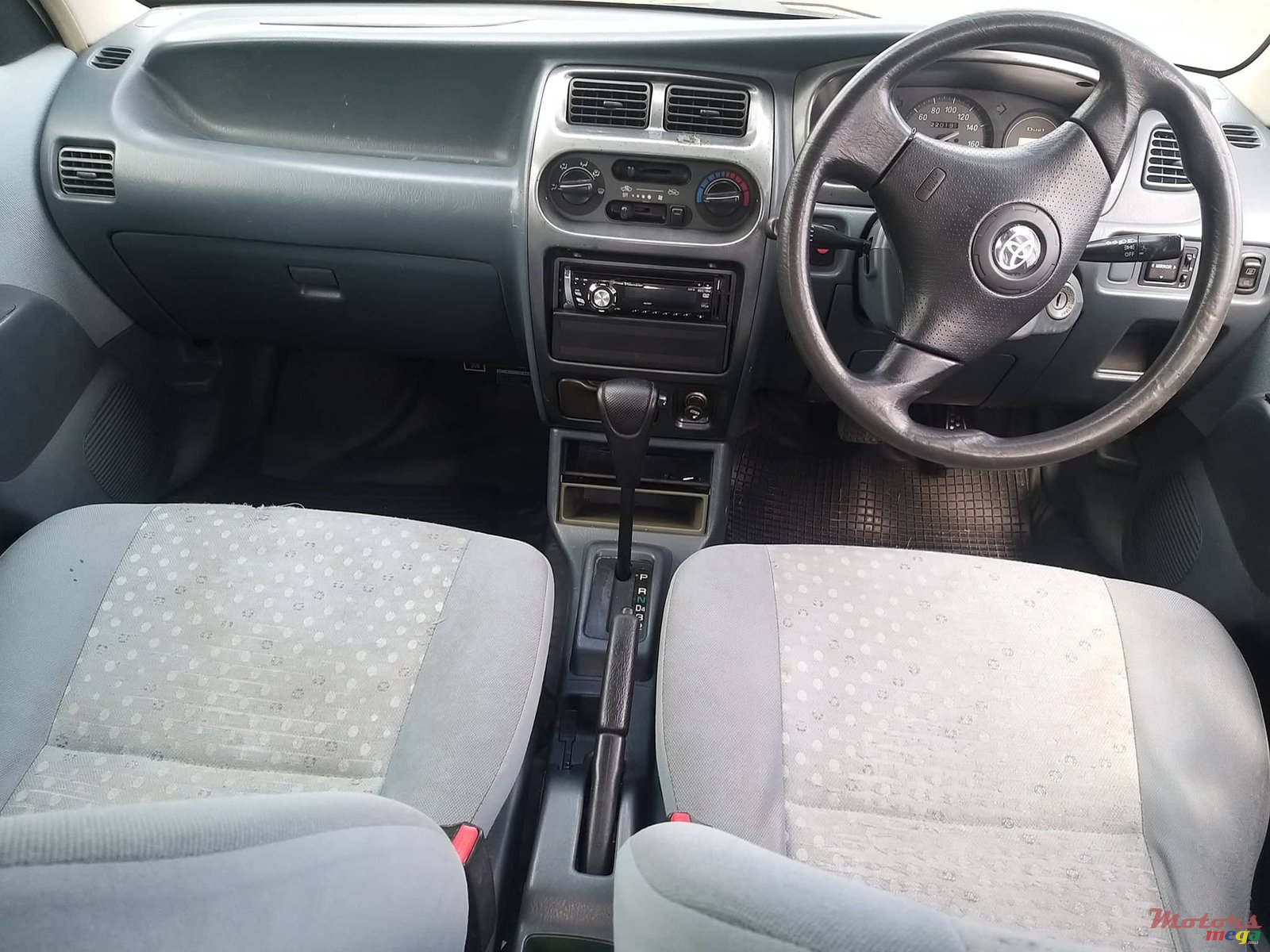 2001' Toyota Duet photo #5