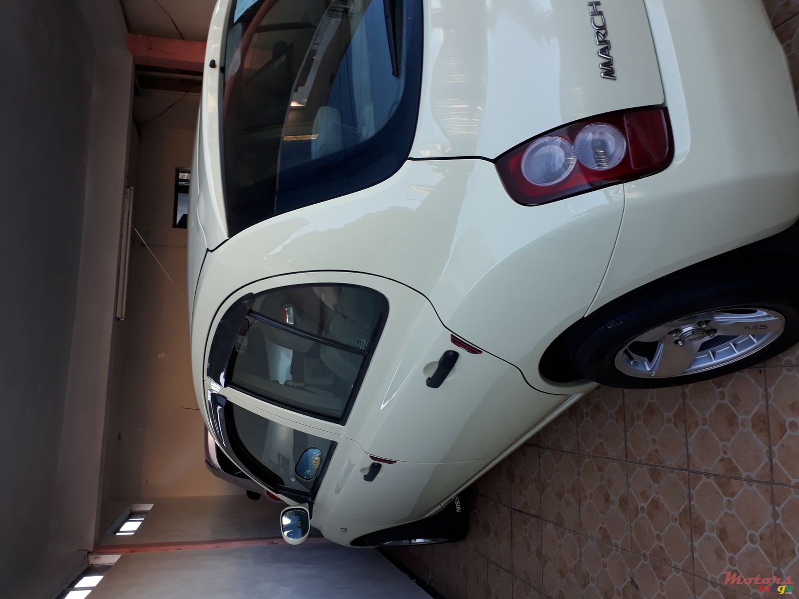 2002' Nissan March photo #2