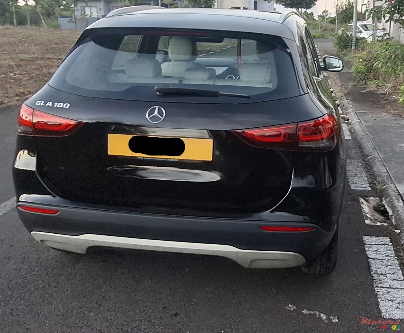 2021' Mercedes-Benz GLA 180 photo #2