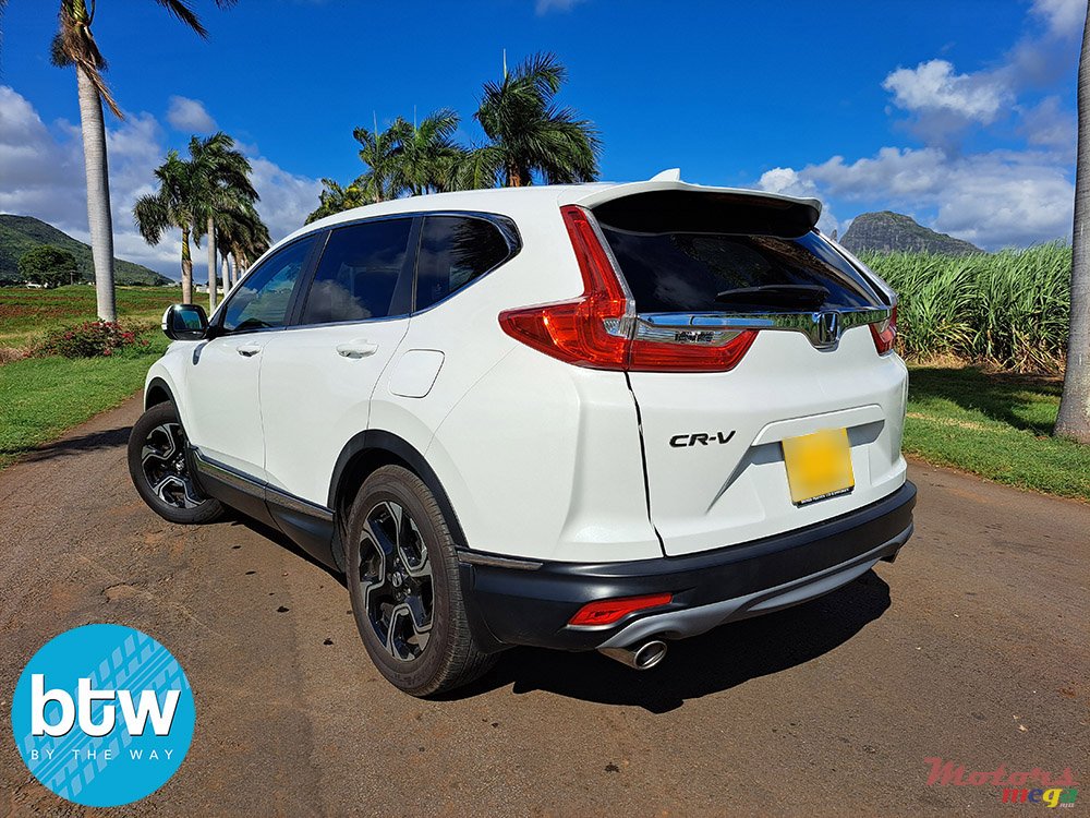2019' Honda CR-V photo #3