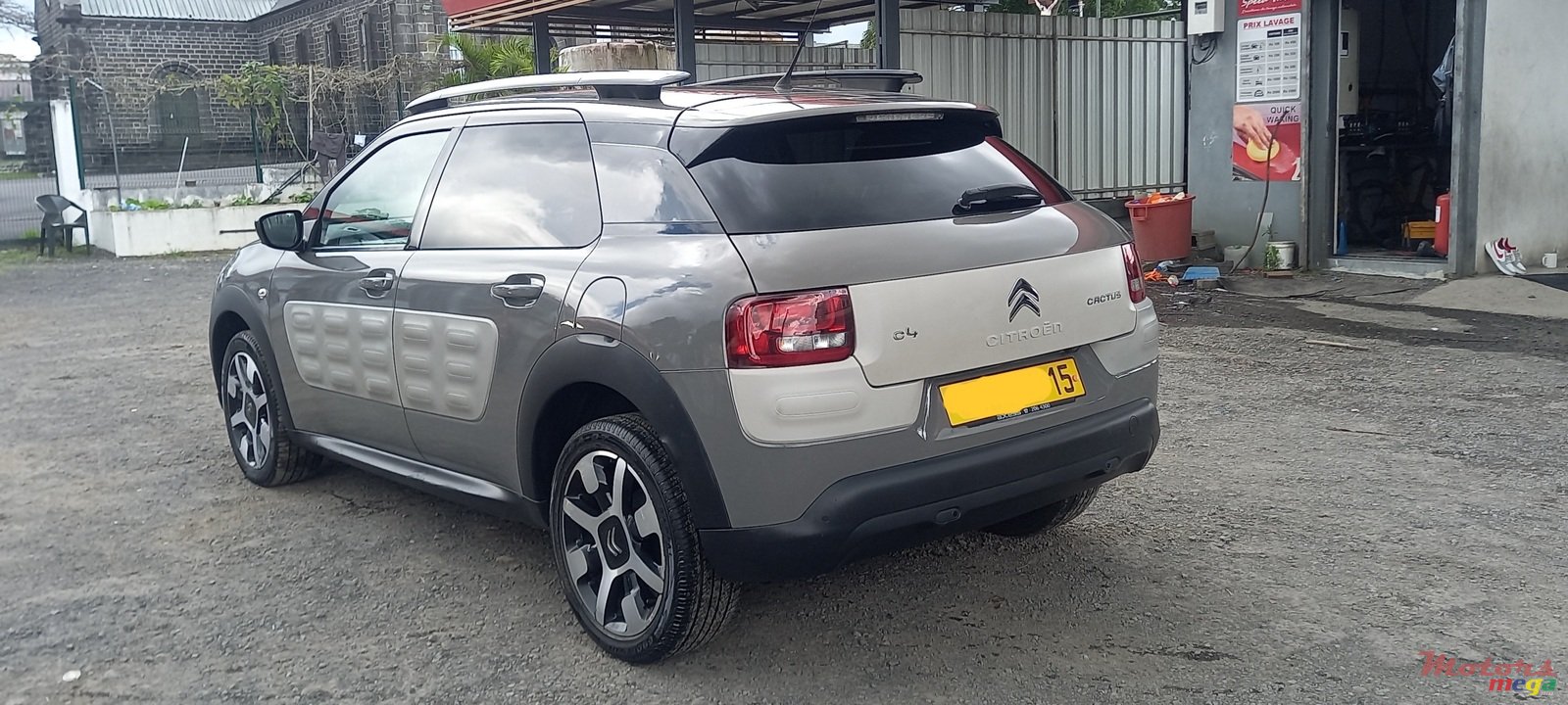 2015' Citroen C4 Cactus photo #3