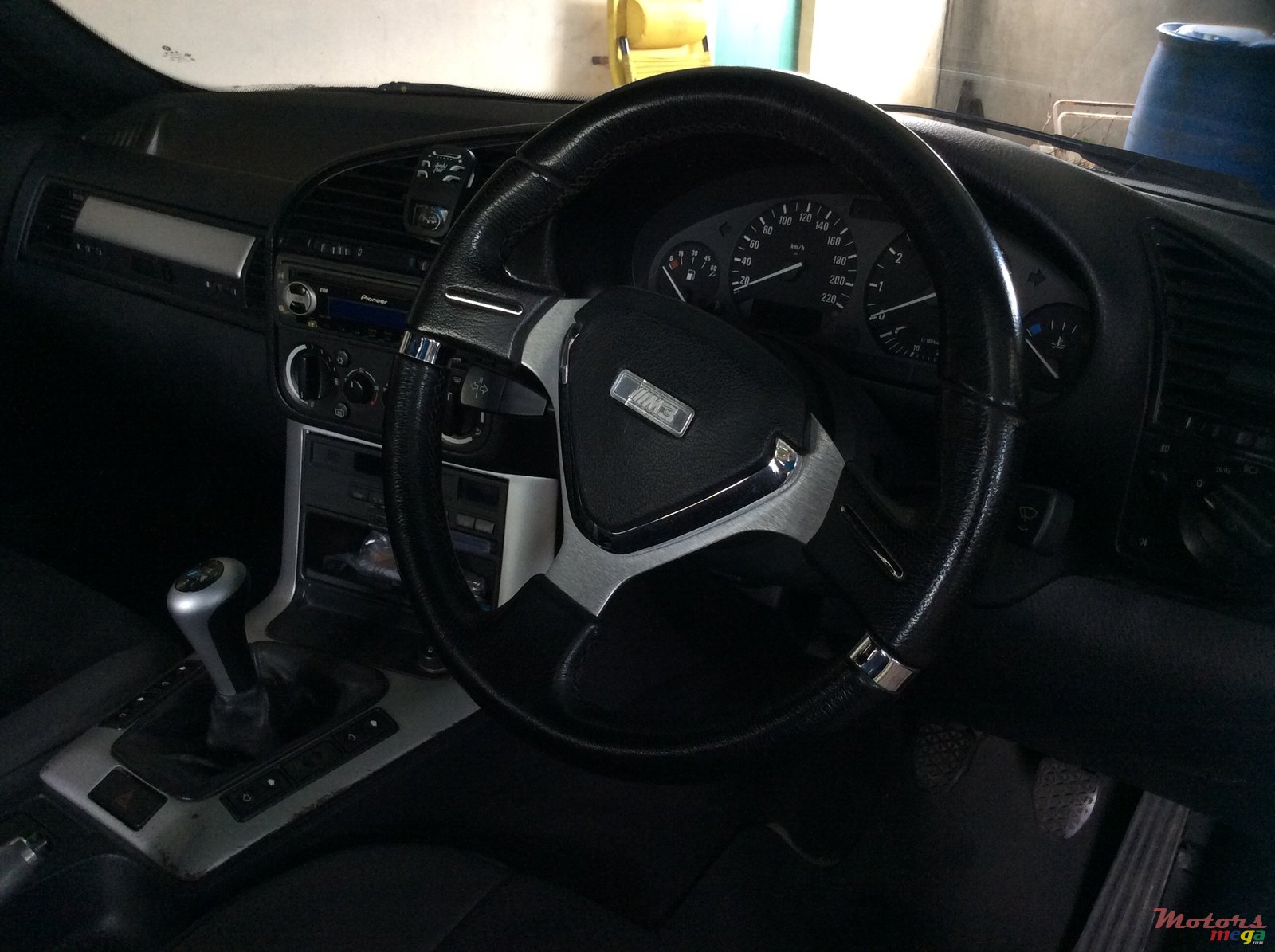 1996' BMW 318 photo #5