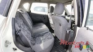 2000' Toyota photo #2