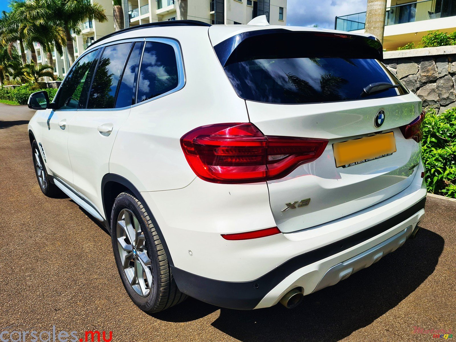 2019' BMW X3 XLine SDrive 20i photo #2