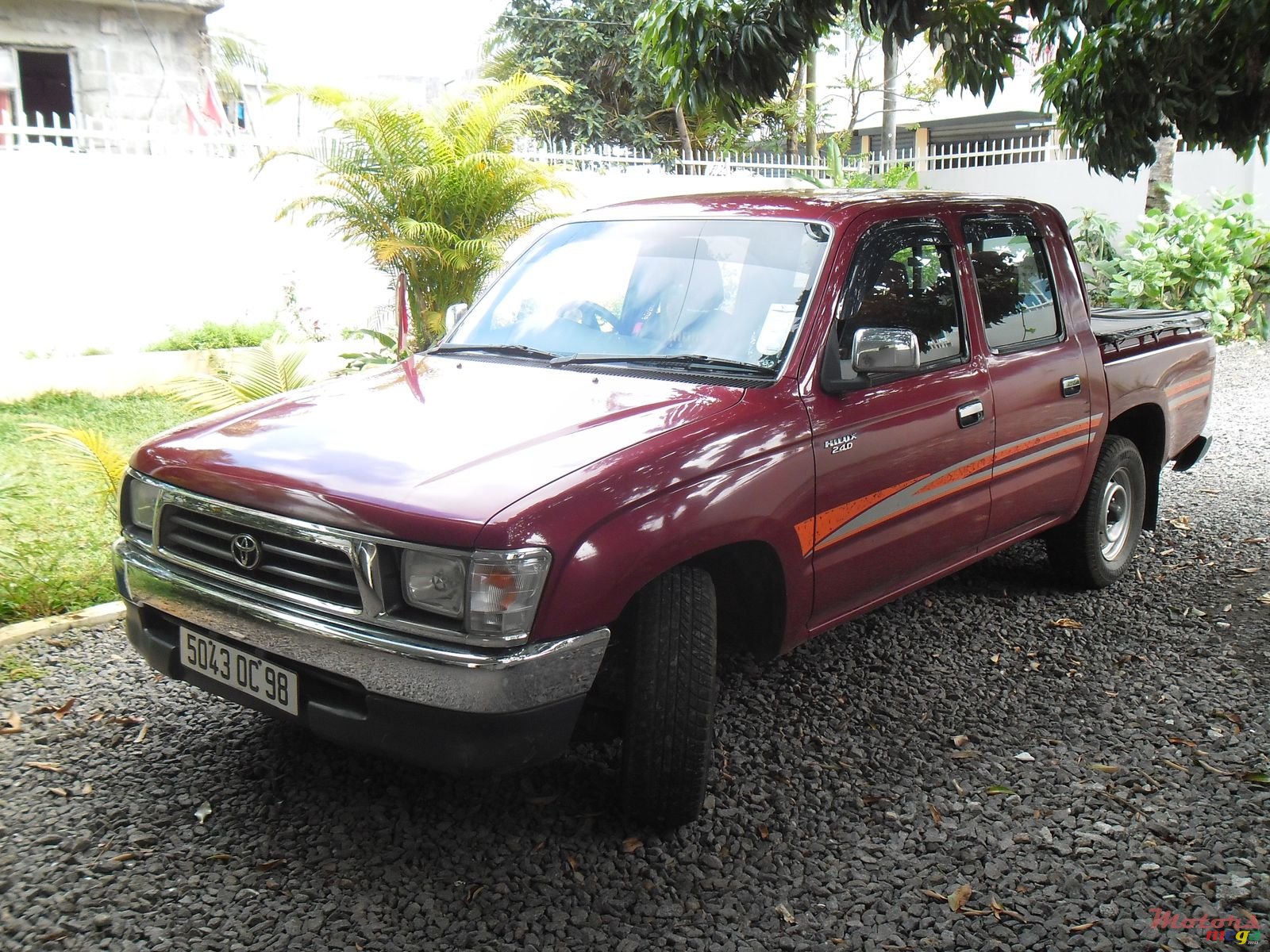 1998' Toyota Hilux photo #7
