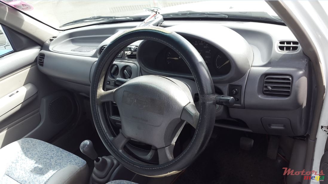 1999' Nissan March K11 photo #5