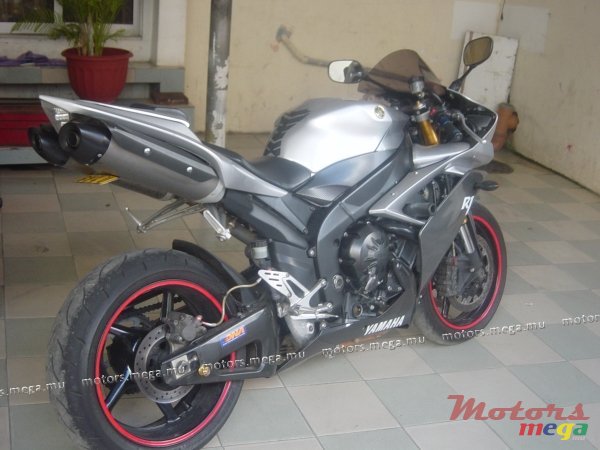 2009' Yamaha photo #2