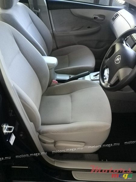 2007' Toyota Axio photo #4