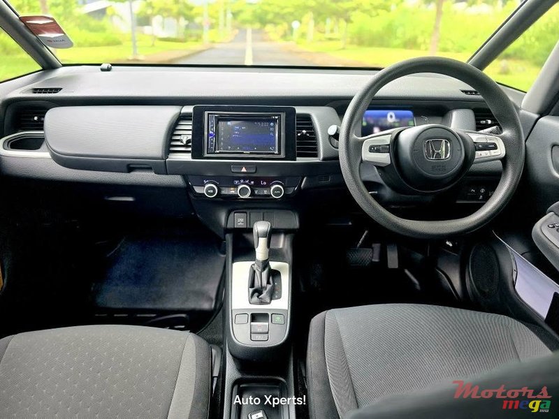 2020' Honda Fit photo #7