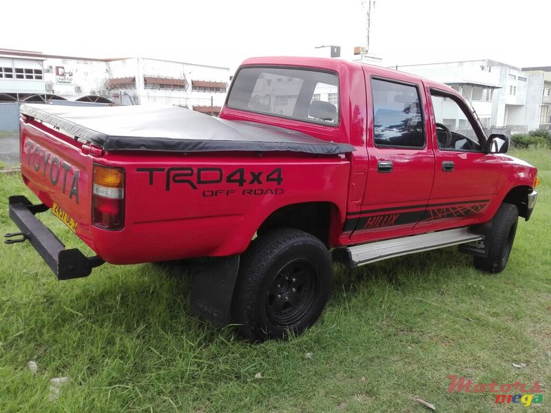 1992' Toyota Hilux 4x4 photo #6