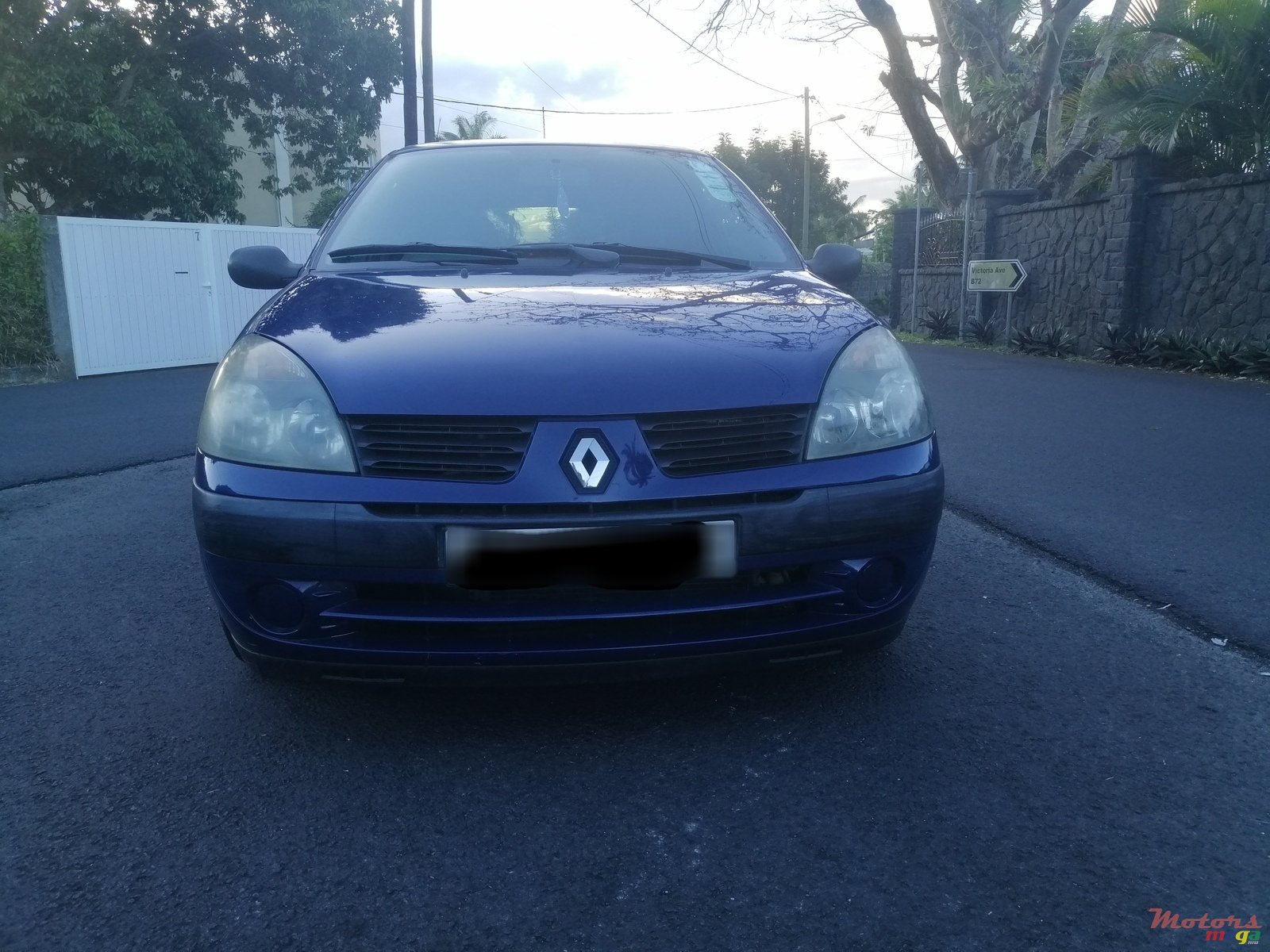 2007' Renault Clio photo #2