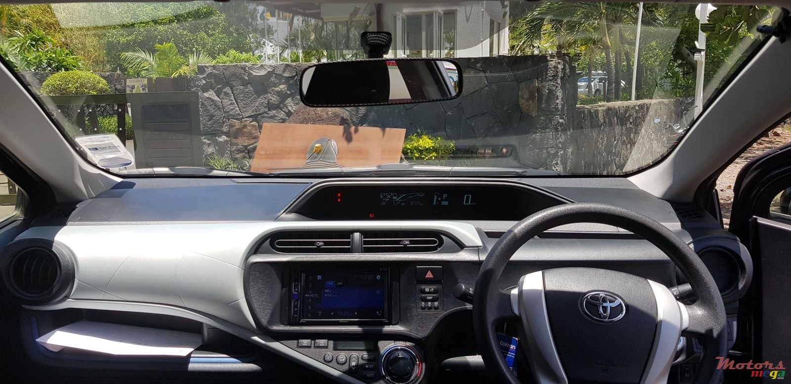 2014' Toyota Aqua photo #7