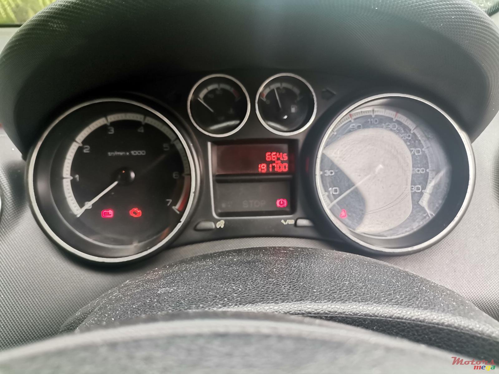 2009' Peugeot 308 photo #5