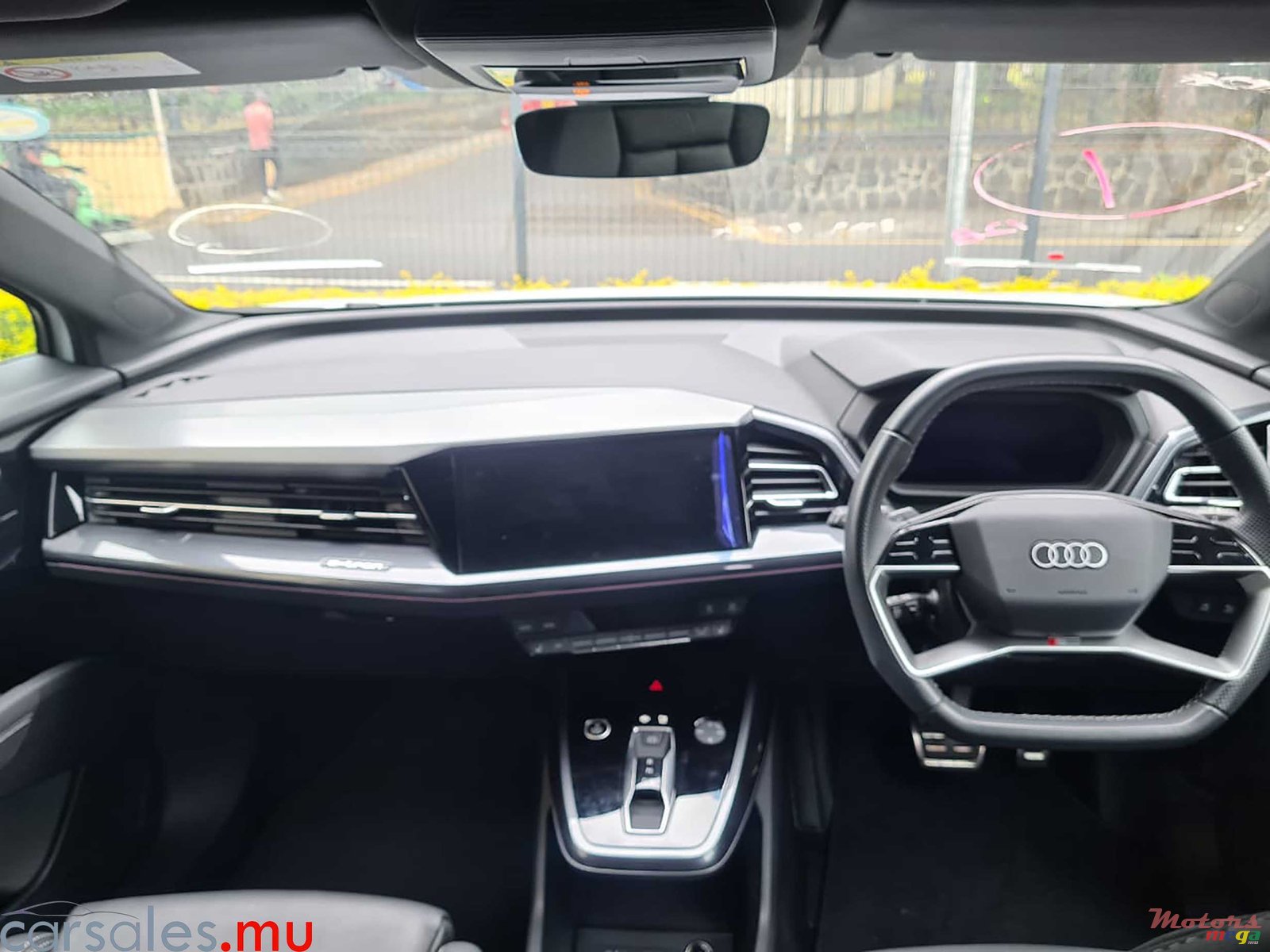 2023' Audi Q4 S Line photo #6