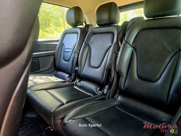 2017' Mercedes-Benz V 220 photo #5