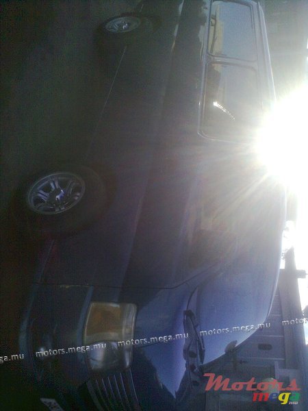 2007' Nissan photo #3