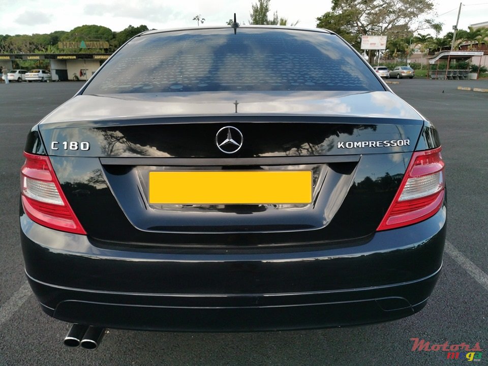 2009' Mercedes-Benz C-Class Kompressor photo #3