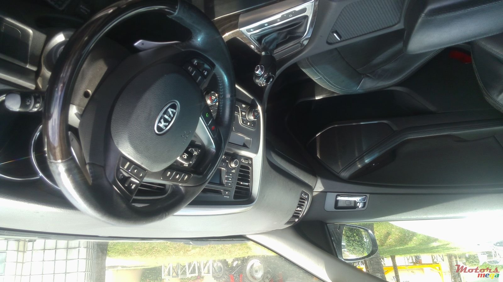 2012' Kia Optima photo #3