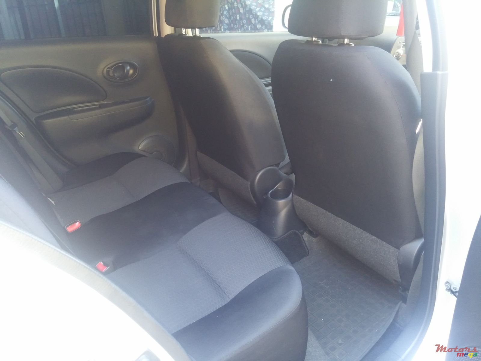 2011' Nissan March photo #2