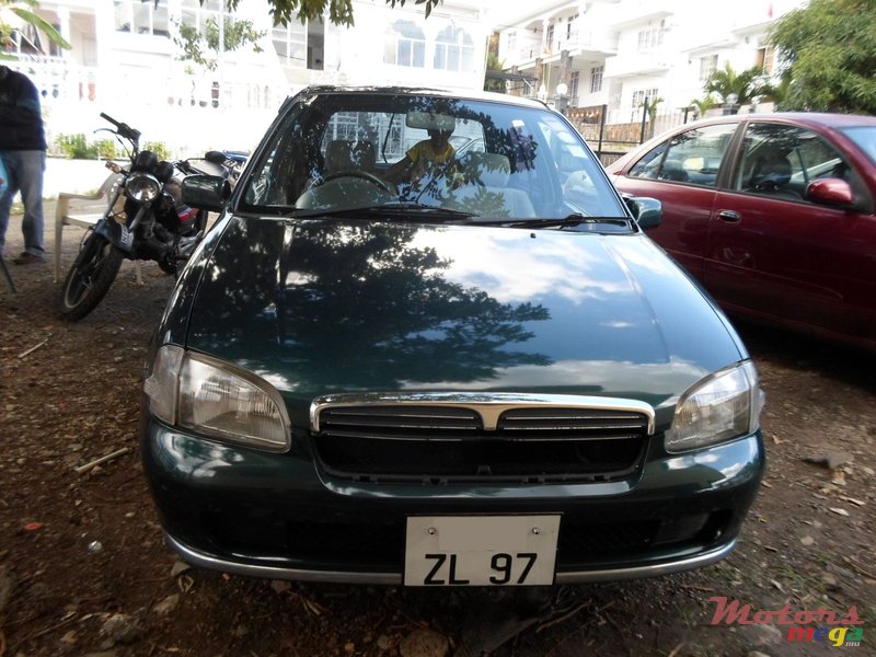 1997' Toyota Starlet photo #1