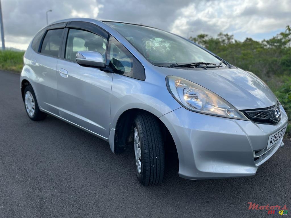 2011' Honda Fit photo #7