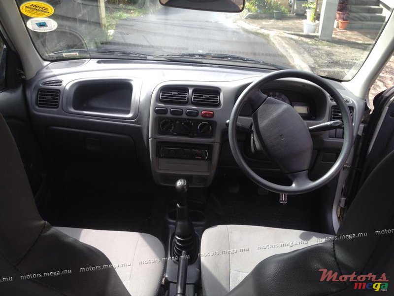 2010' Suzuki Alto photo #3
