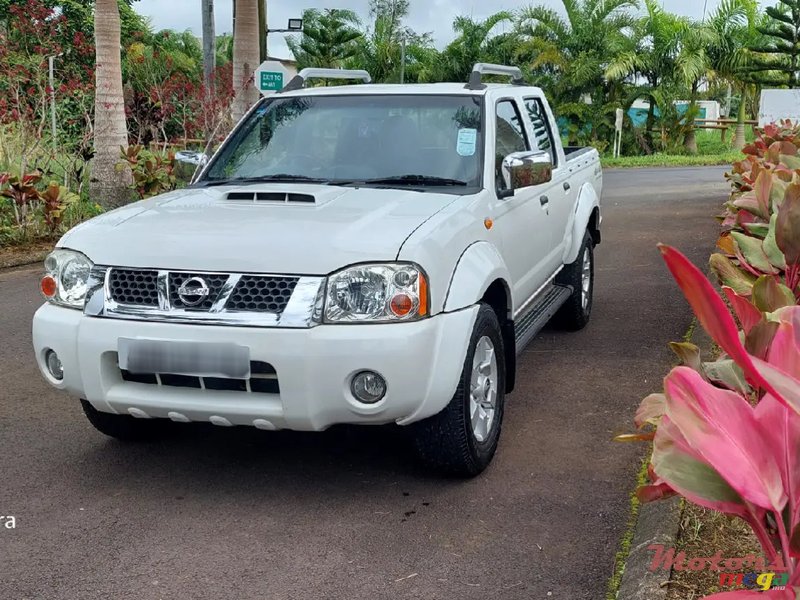 2019' Nissan NP300 Pickup photo #2