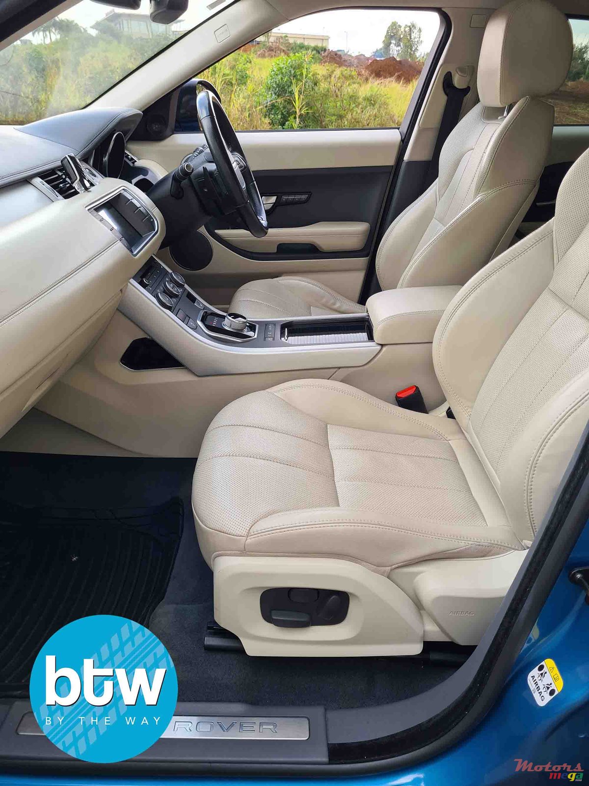 2014' Land Rover Range Rover Evoque photo #5