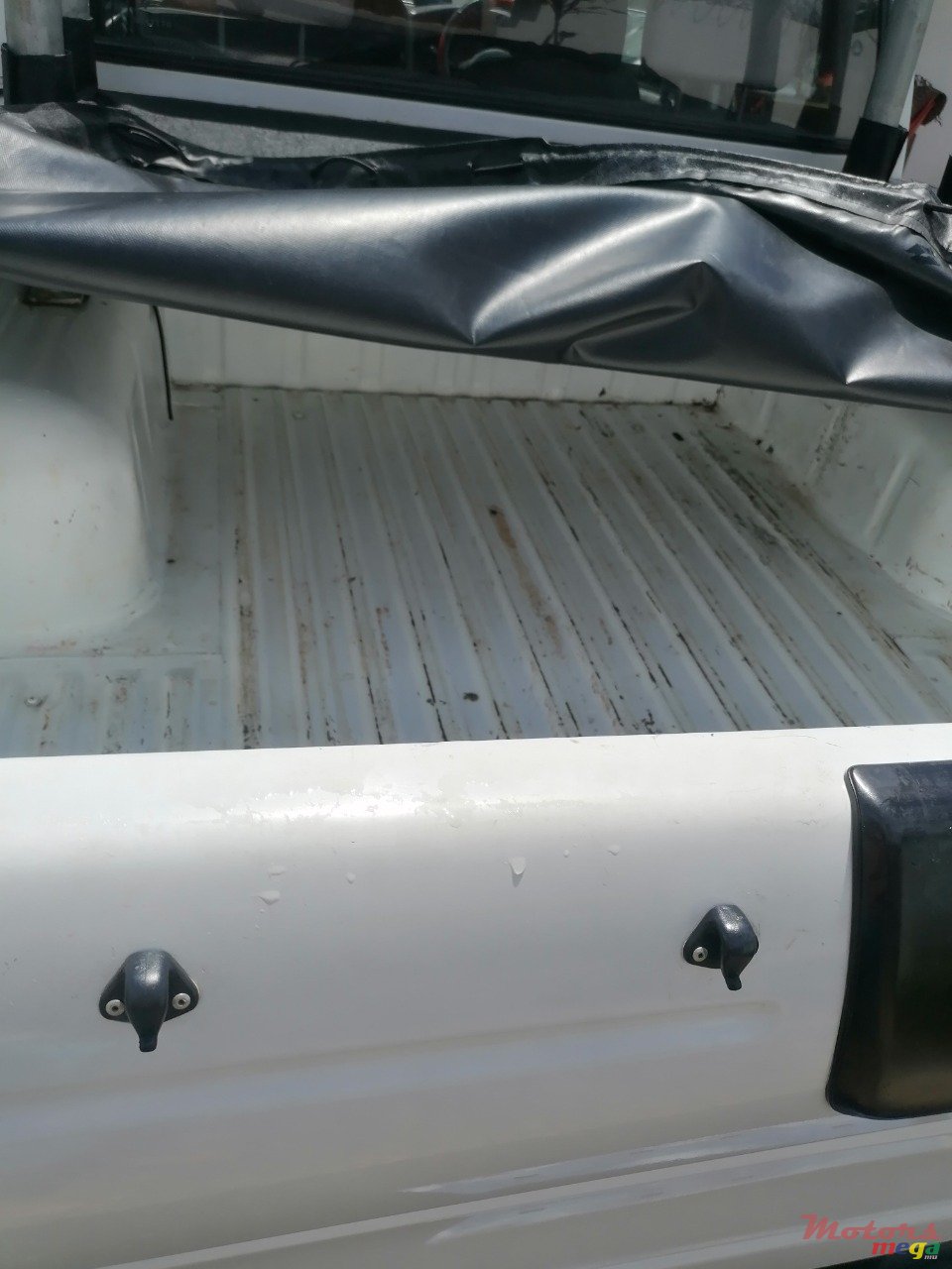 2004' Nissan photo #6