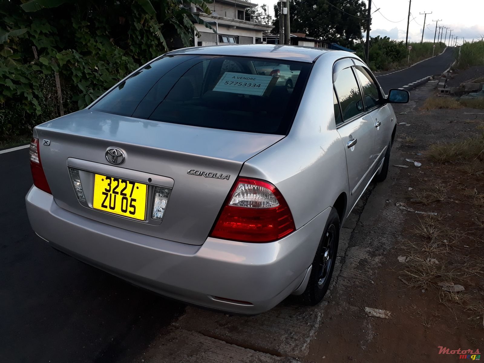 2005' Toyota Corolla Nze Japan photo #2