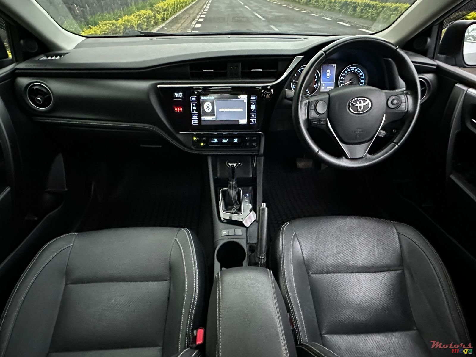 2018' Toyota Corolla photo #6