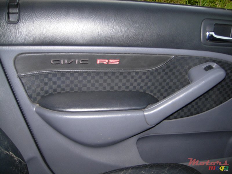 2003' Honda Civic sedan photo #1